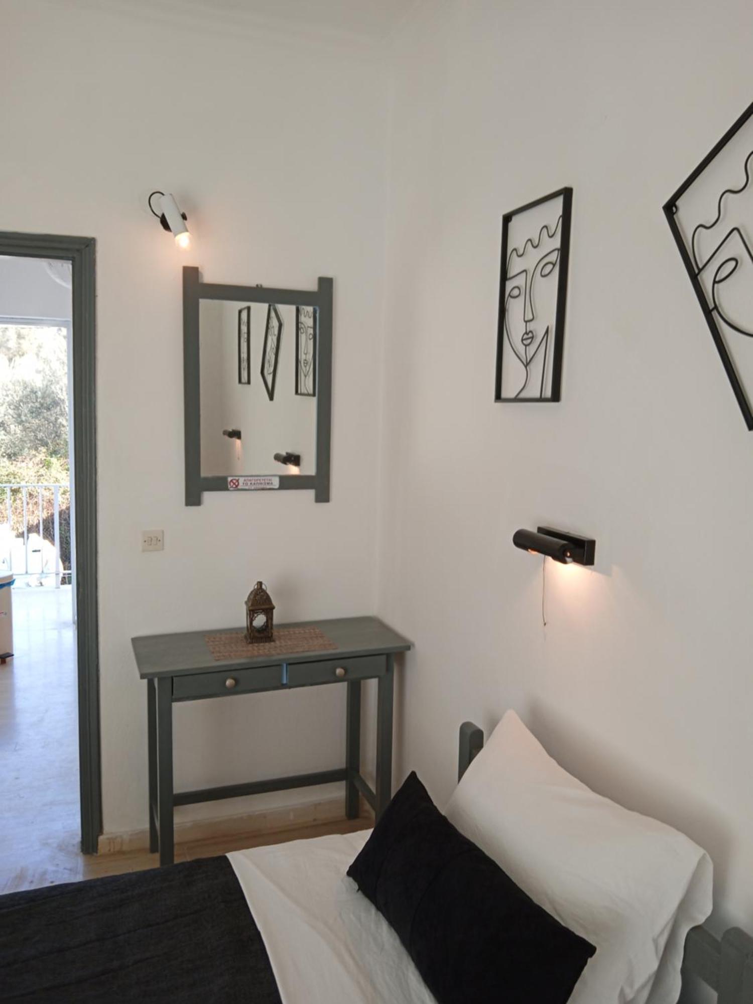Rose Apartments Mesonghi Moraḯtika Kamer foto