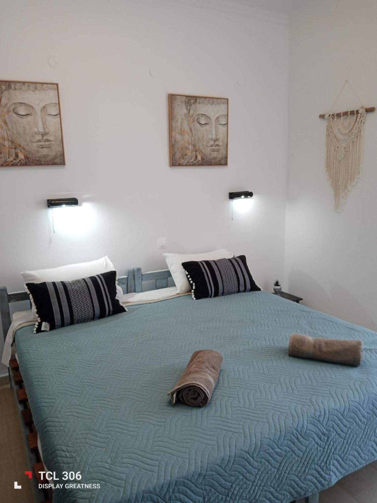 Rose Apartments Mesonghi Moraḯtika Buitenkant foto